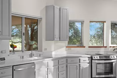 910 Lytton Springs Road, Healdsburg, CA 95448 - Photo 13