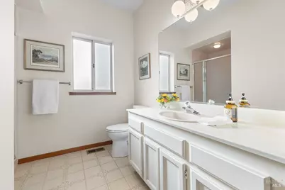 910 Lytton Springs Road, Healdsburg, CA 95448 - Photo 33