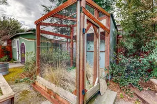 18046 Comstock Ave, Sonoma, CA 95476 - Photo 27