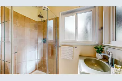 18046 Comstock Avenue, Sonoma, CA 95476 - Photo 13