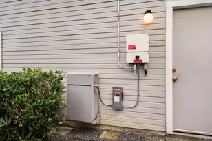 2322 Lakeview Dr, Santa Rosa, CA 95405 - Photo 27