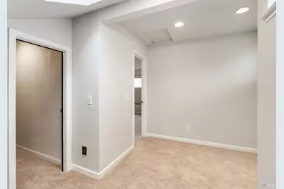 2322 Lakeview Drive, Santa Rosa, CA 95405 - Photo 19