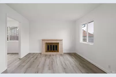 818 Falcon Drive, Vallejo, CA 94589 - Photo 3