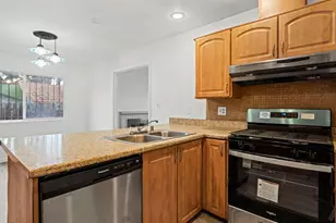 818 Falcon Dr, Vallejo, CA 94589 - Photo 9