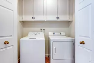 554 7th St, Sonoma, CA 95476 - Photo 17