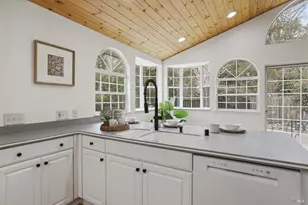 12 Angelica Ct, Novato, CA 94947 - Photo 17