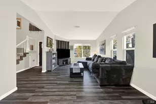 369 Kendrick Ln, Vacaville, CA 95687 - Photo 9