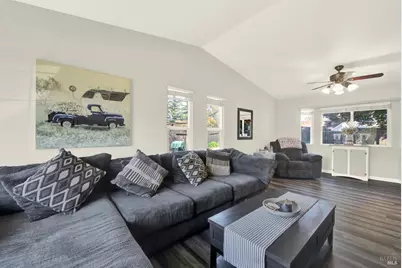 369 Kendrick Lane, Vacaville, CA 95687 - Photo 17