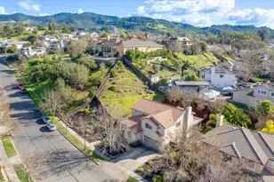 1231 Cayetano Dr, Napa, CA 94559 - Photo 39