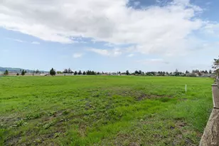 1097 Crinella Dr, Petaluma, CA 94954 - Photo 7