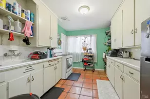 900 Cherry St, Santa Rosa, CA 95404 - Photo 13