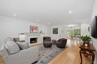 6480 Meadowridge Drive, Santa Rosa, CA 95409 - Photo 5