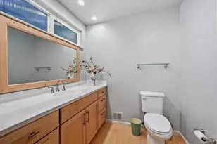 6480 Meadowridge Dr, Santa Rosa, CA 95409 - Photo 17