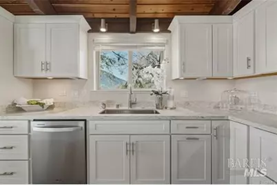 10165 Lakeshore Drive, Clearlake, CA 95422 - Photo 9