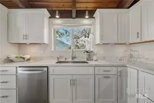 10165 Lakeshore Dr, Clearlake, CA 95422 - Photo 9