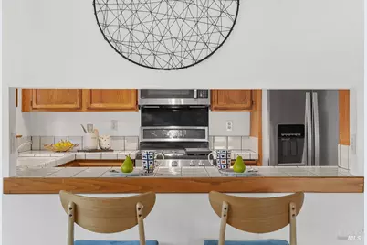 520 Raymond Drive, Benicia, CA 94510 - Photo 9