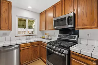 520 Raymond Drive, Benicia, CA 94510 - Photo 7