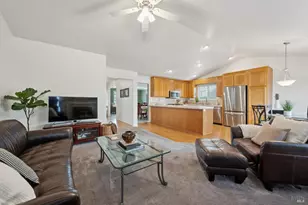 9830 Marcella Ln, Windsor, CA 95492 - Photo 17