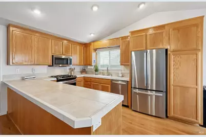 9830 Marcella Lane, Windsor, CA 95492 - Photo 19