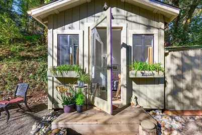 10443 Woodside Drive, Forestville, CA 95436 - Photo 19