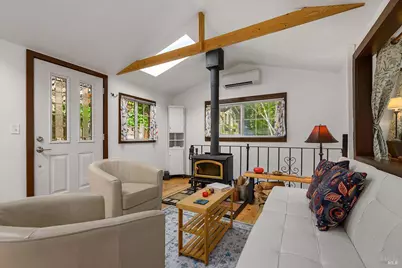 10443 Woodside Drive, Forestville, CA 95436 - Photo 5