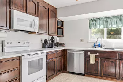 1403 Shasta Street, Suisun City, CA 94585 - Photo 11