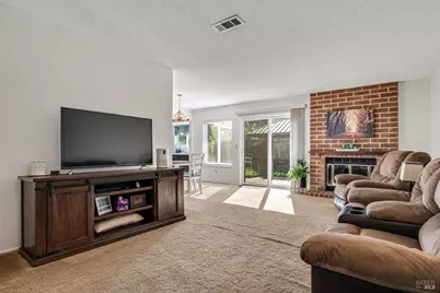 1403 Shasta Street, Suisun City, CA 94585 - Photo 5