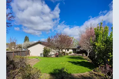 135 Fulton Place, Windsor, CA 95492 - Photo 35
