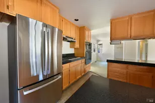 135 Fulton Pl, Windsor, CA 95492 - Photo 27