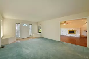 135 Fulton Pl, Windsor, CA 95492 - Photo 11