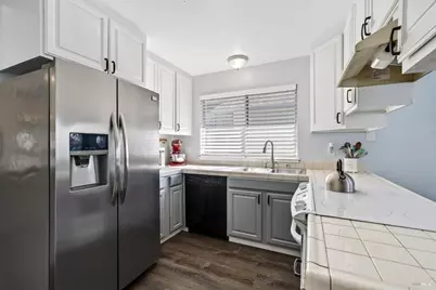 1936 Genoa Place, Santa Rosa, CA 95403 - Photo 3