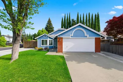 701 Oak Brook Drive, Vacaville, CA 95687 - Photo 1