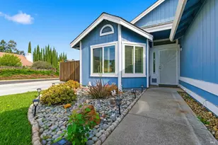 701 Oak Brook Dr, Vacaville, CA 95687 - Photo 5