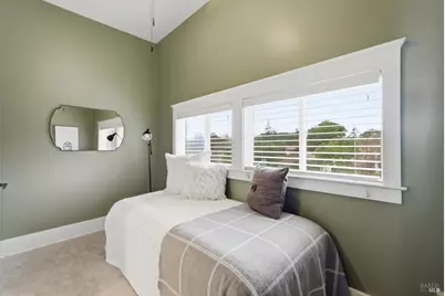 225 Berna Avenue, Napa, CA 94559 - Photo 23