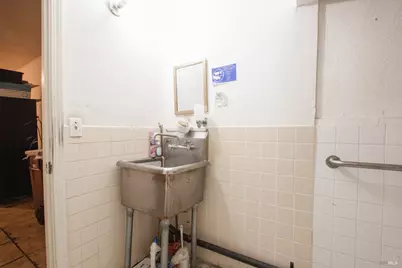 2811 Havenscourt Boulevard, Oakland, CA 94605 - Photo 23