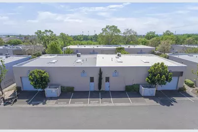 7975 Cameron Drive, Windsor, CA 95492 - Photo 21