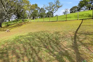 87 Santa Maria Dr, Novato, CA 94947 - Photo 33