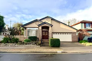 1717 Brompton St, Petaluma, CA 94954 - Photo 1