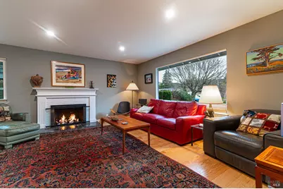 7140 Fairfield Drive, Santa Rosa, CA 95409 - Photo 7