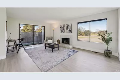 2 Lakeview Court, Novato, CA 94947 - Photo 1