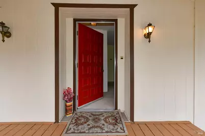 570 Sonoma Drive, Petaluma, CA 94954 - Photo 5