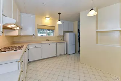 570 Sonoma Drive, Petaluma, CA 94954 - Photo 31