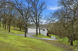 19474 Donkey Hill Rd, Hidden Valley Lake, CA 95467 - Photo 37