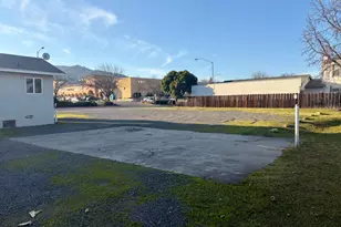 154 E Gobbi St, Ukiah, CA 95482 - Photo 15