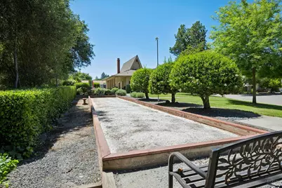215 Hemlock Drive, Healdsburg, CA 95448 - Photo 31