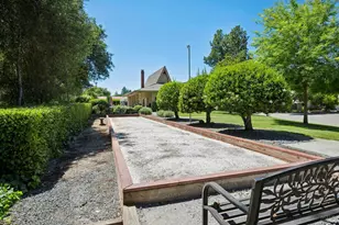 215 Hemlock Dr, Healdsburg, CA 95448 - Photo 31