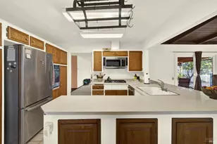 122 Isle Royale Cir, Vacaville, CA 95687 - Photo 17