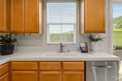 6606 Deerfield Drive, Vallejo, CA 94591 - Photo 19