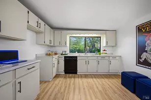 1800 Gerhard Dr, Santa Rosa, CA 95401 - Photo 31