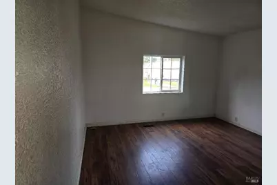 21441 Pineview Drive, Willits, CA 95490 - Photo 7